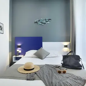 *** Hotel Alcove Frankreich